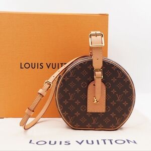 CE26 💟 Louis Vuitton Petite Boite Chapeau Monogram Crossbody Bag
